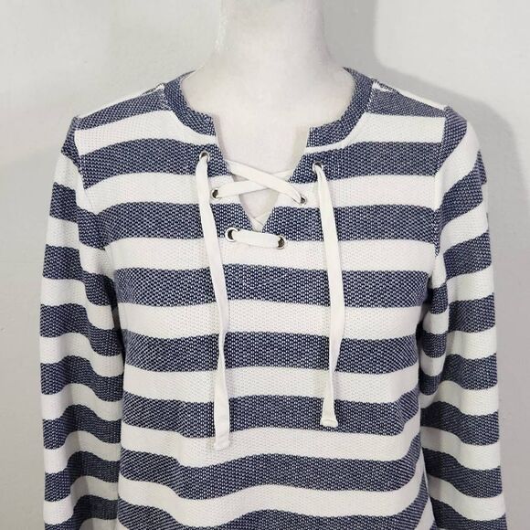 D&Co. Navy and White Striped Knit Top Size XXS Preppy Navy Stripe Top - Picture 2 of 8